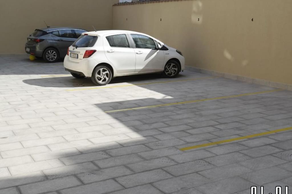 Simply The Best - Apartment And Parking Space By Balsamotto 팔레르모 외부 사진